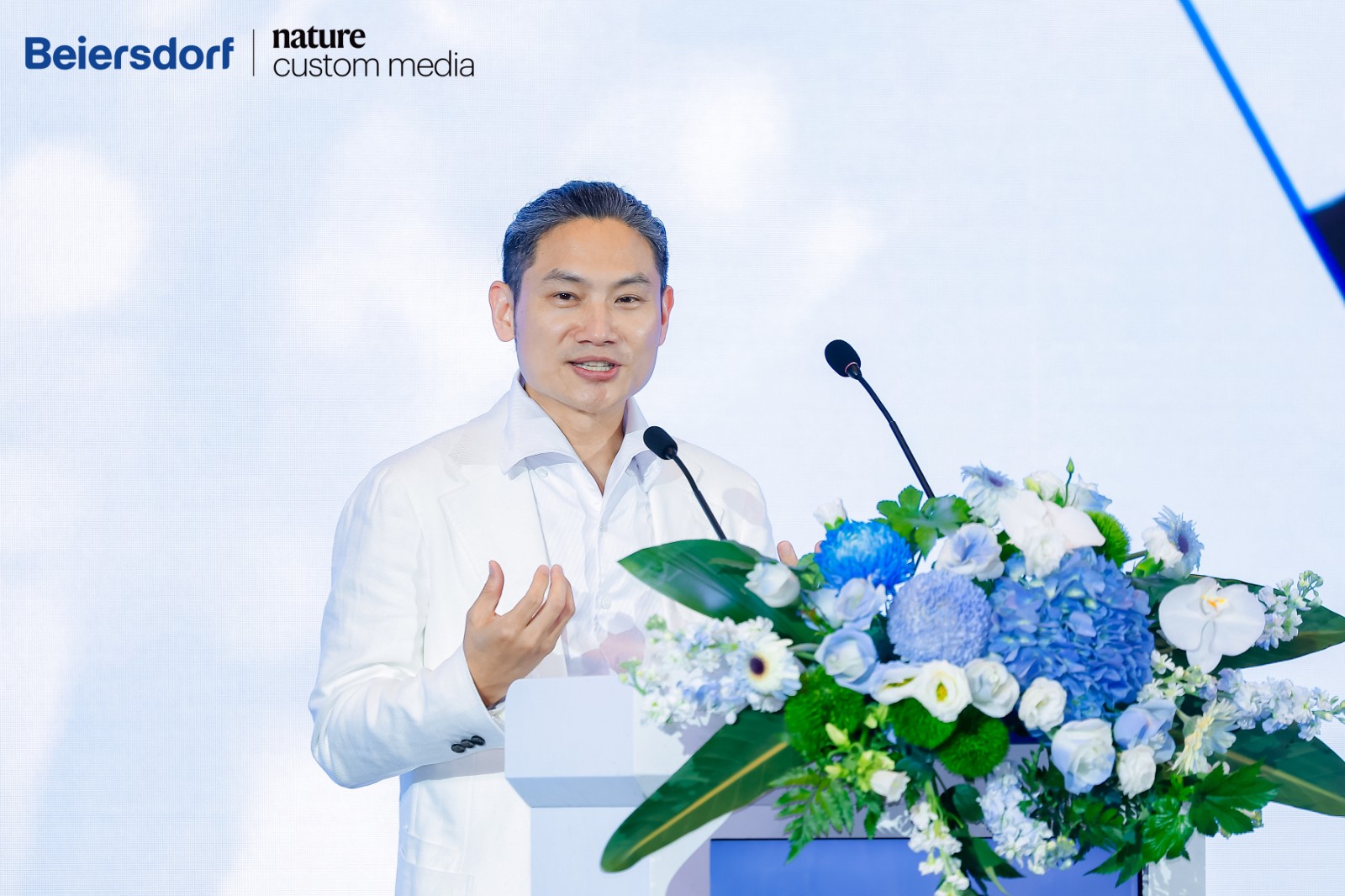 1761275940613787.jpg 雷开霆.jpg